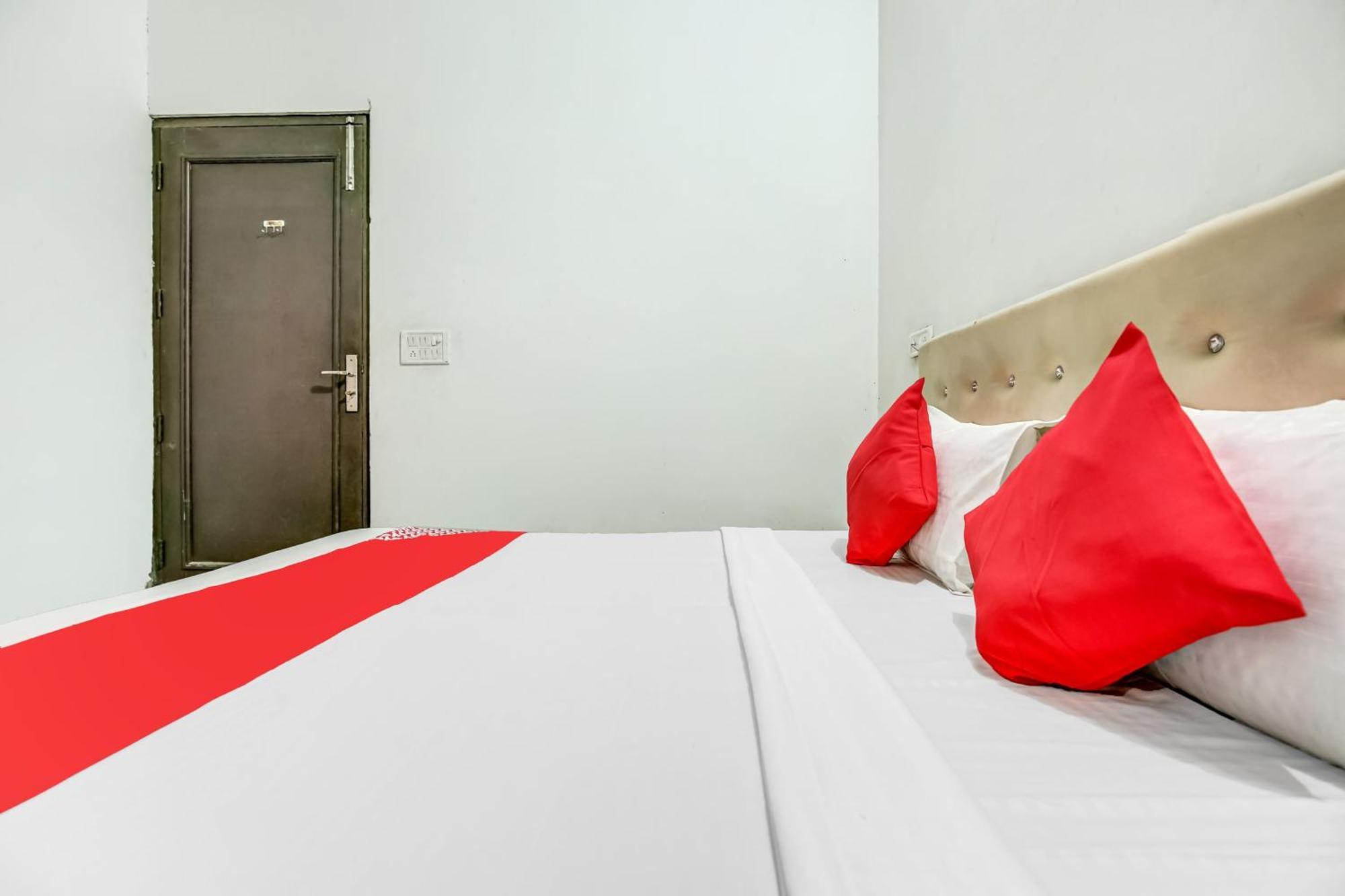 Flagship Hotel Big Boss Kurukshetra Luaran gambar