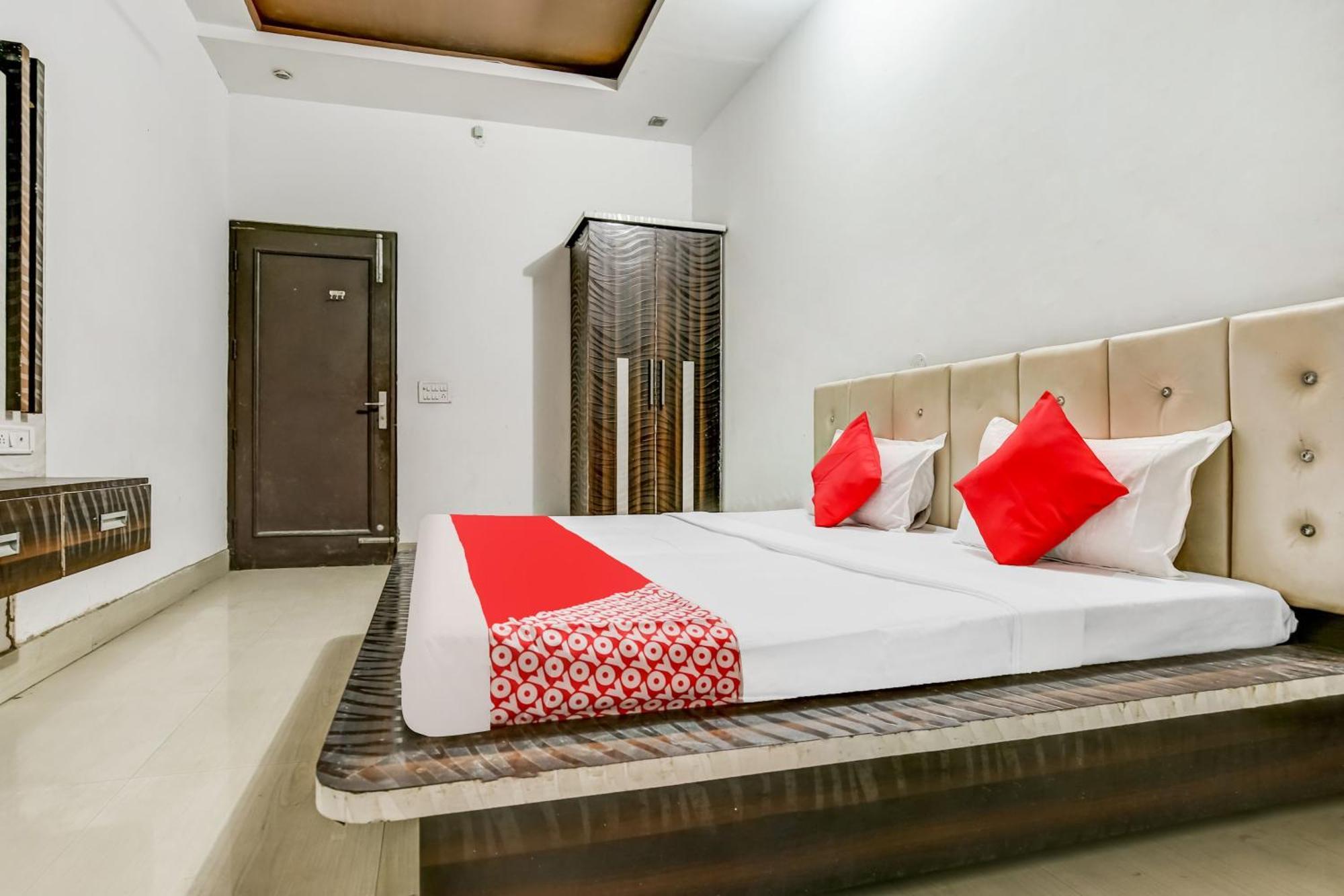 Flagship Hotel Big Boss Kurukshetra Luaran gambar